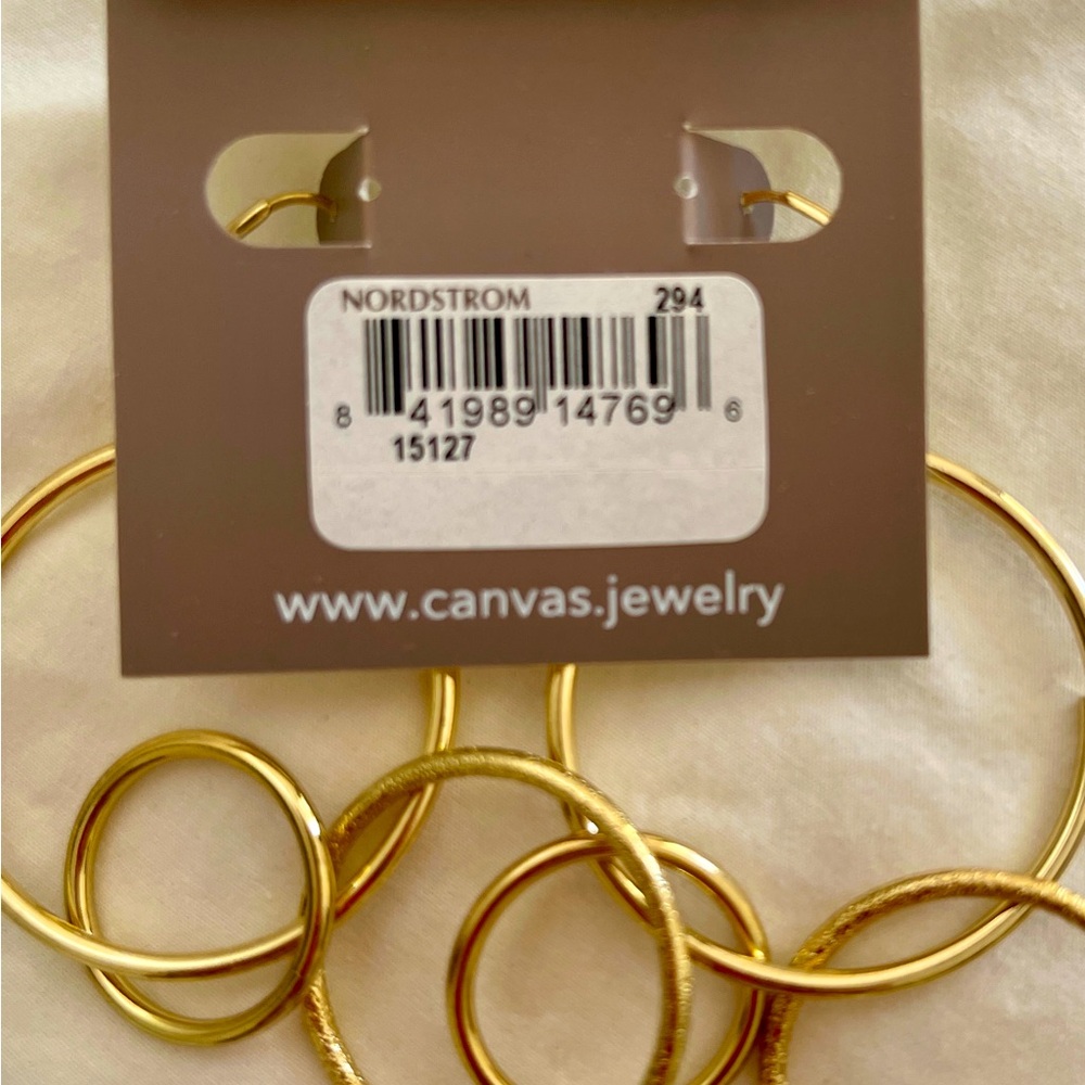 Hoop earrings - Picture 3 of 6
